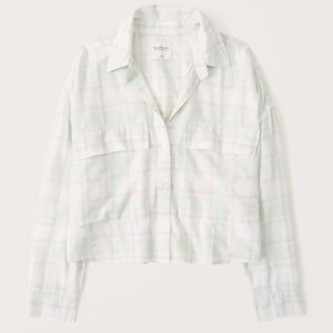 NWOT! 🤍Abercrombie & Fitch Cropped Flannel Button Up🤍